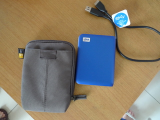 Western Digital Passport 750GB with case