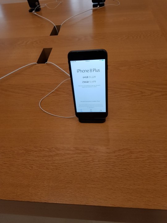 iPhone 8 is launched in Australia too